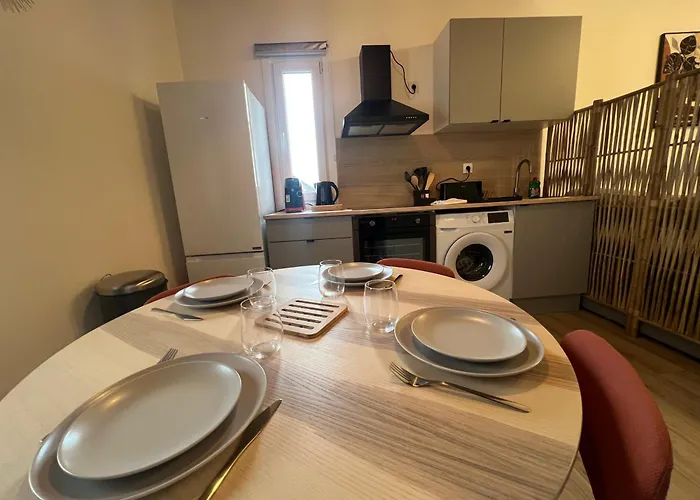 Le Russel - 1 - Halles Lourdes